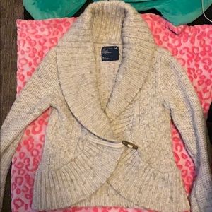 A pre loved sweater great condition